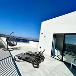 Malta Luxury Seafront Penthouse With Panoramic Views And Terrace In Mellieha * Is-Sellum