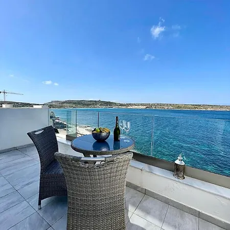 Malta Luxury Seafront Penthouse With Panoramic Views And Terrace In Mellieha Is-Sellum