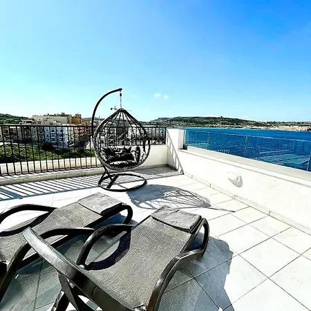 Malta Luxury Seafront Penthouse With Panoramic Views And Terrace In Mellieha Is-Sellum