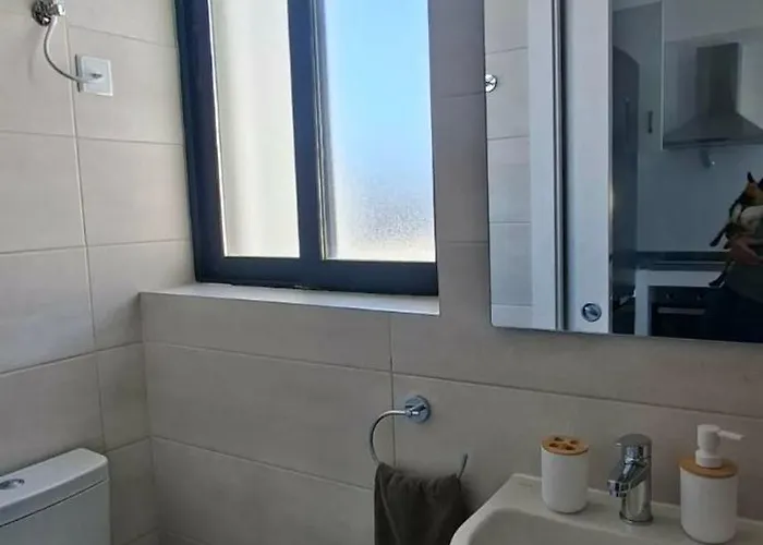 Malta Luxury Seafront Penthouse With Panoramic Views And Terrace In Mellieha *