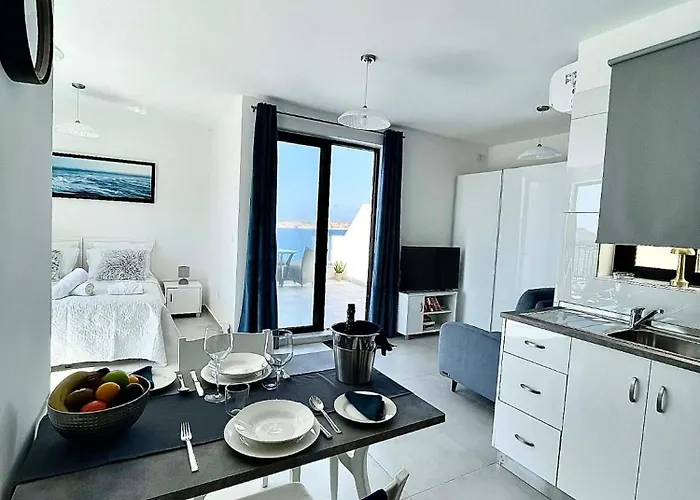 Malta Luxury Seafront Penthouse With Panoramic Views And Terrace In Mellieha * Is-Sellum